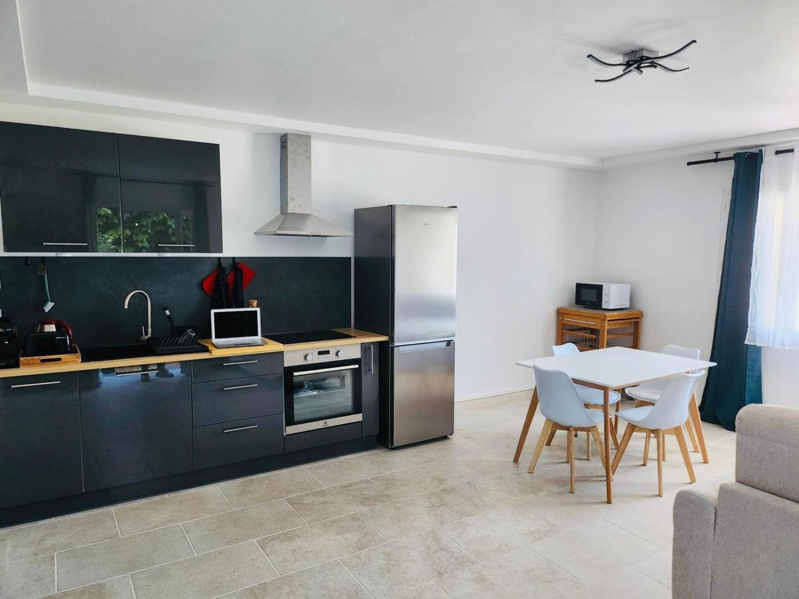Appartement Paisible Pour 4 Personnes Montpellier Kültér fotó